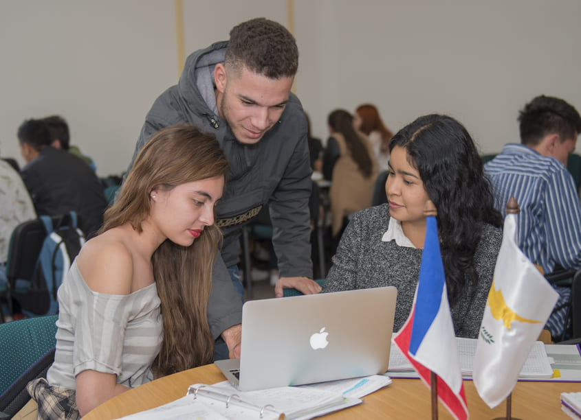 Escuela de negocios Escuela de negocios