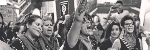 Estudios de empoderamiento y violencia doméstica en Colombia