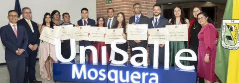 Se gradúa la Primera generación de la sede Mosquera