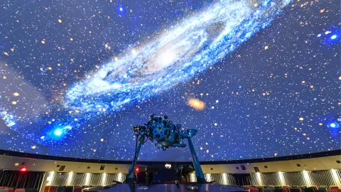 Promoviendo alianzas con el Planetario de Bogotá y las Licenciaturas Virtuales