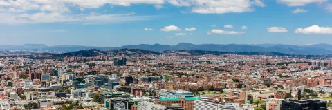 Mejoró la calidad del aire de Bogotá y Medellín durante el confinamiento preventivo