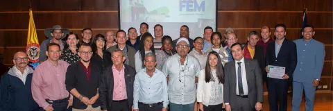 Unisalle y MinEducación reconocen 23 iniciativas productivas de docentes y jóvenes de zona