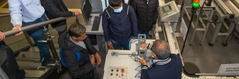 ¿Solo se debe invertir en tecnología e innovación para garantizar el éxito de una empresa?
