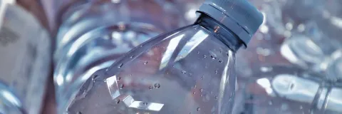 Aprovechamiento responsable de los plásticos de un solo uso