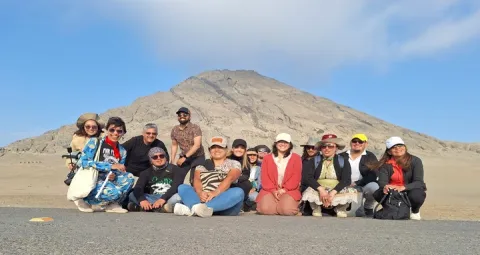 Grupo de estudiantes en Perú 