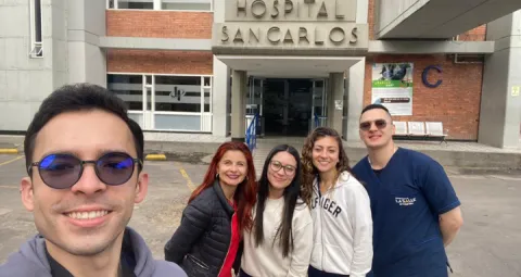 Grupo en Hospital San Carlos
