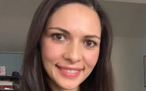 La doctora Aída es docente del programa de Optometría