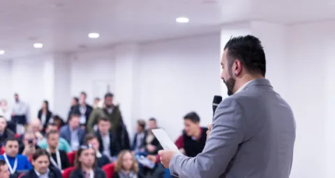 GEM 2025: Liderazgo educativo