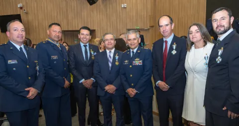 FAC condecora con la Medalla “Fe en la Causa”