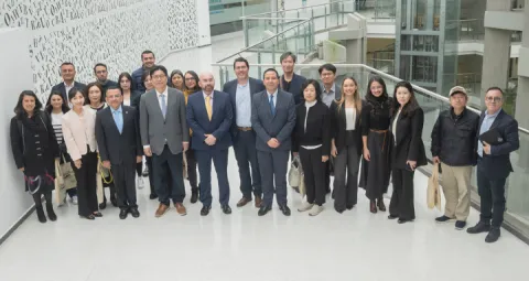 Directivos e invitados de Corea del Sur