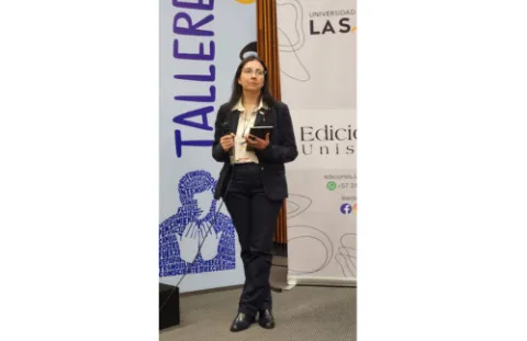 La doctora Nancy Piedad Molina fue la que lideró el conversatorio el pasado martes 22 de abril.