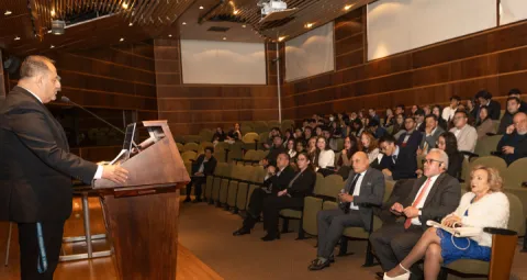 Apertura programa Derecho