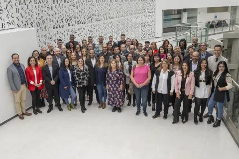 Equipo directivo y docente la Facultad de Ciencias de La Educación