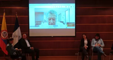 Liderazgo transformacional y distribuido en los líderes de la Universidad de La Salle.