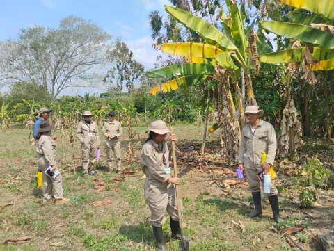 Estudiantes Técnico Laboral en Producción Agrícola