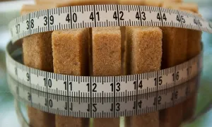 Alerta de la OMS ante un endulzante muy consumido: aspartamo