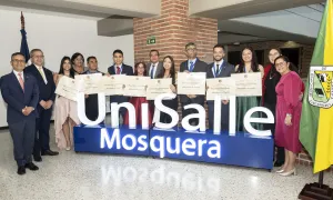 Se gradúa la Primera generación de la sede Mosquera