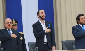 Gestión de Bukele en El Salvador: entre críticas y apoyo