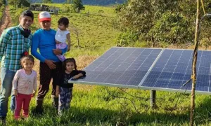 Energías renovables para comunidades sostenibles por la paz