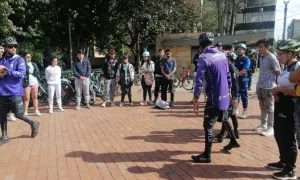 Universidades de Bogotá se unen en una vibrante rodada por la movilidad sostenible