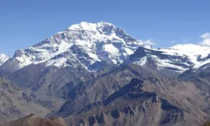 Docente Lasallista en lo mas Alto del Aconcagua