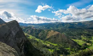 Dinámicas socioambientales de transformación socioespacial en la Sabana Occidente