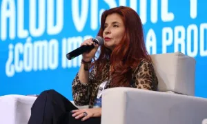Directora de la Clínica de Optometría en Foro de salud visual