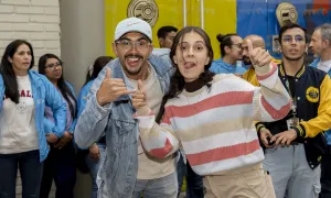 Estudiantes disfrutando su día