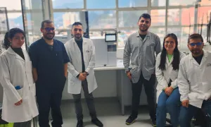 Docentes y estudiantes del semillero.