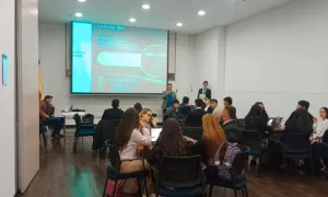 Estudiantes en Hackaton