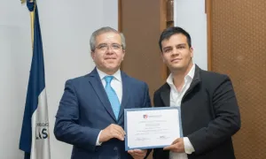 Celebración Becas de honor 2025-2