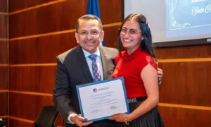 Celebración Becas de honor 2025-2