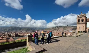 Estudiantes en gira por Perú