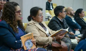 Lanzamiento libro Tejer la Experiencia