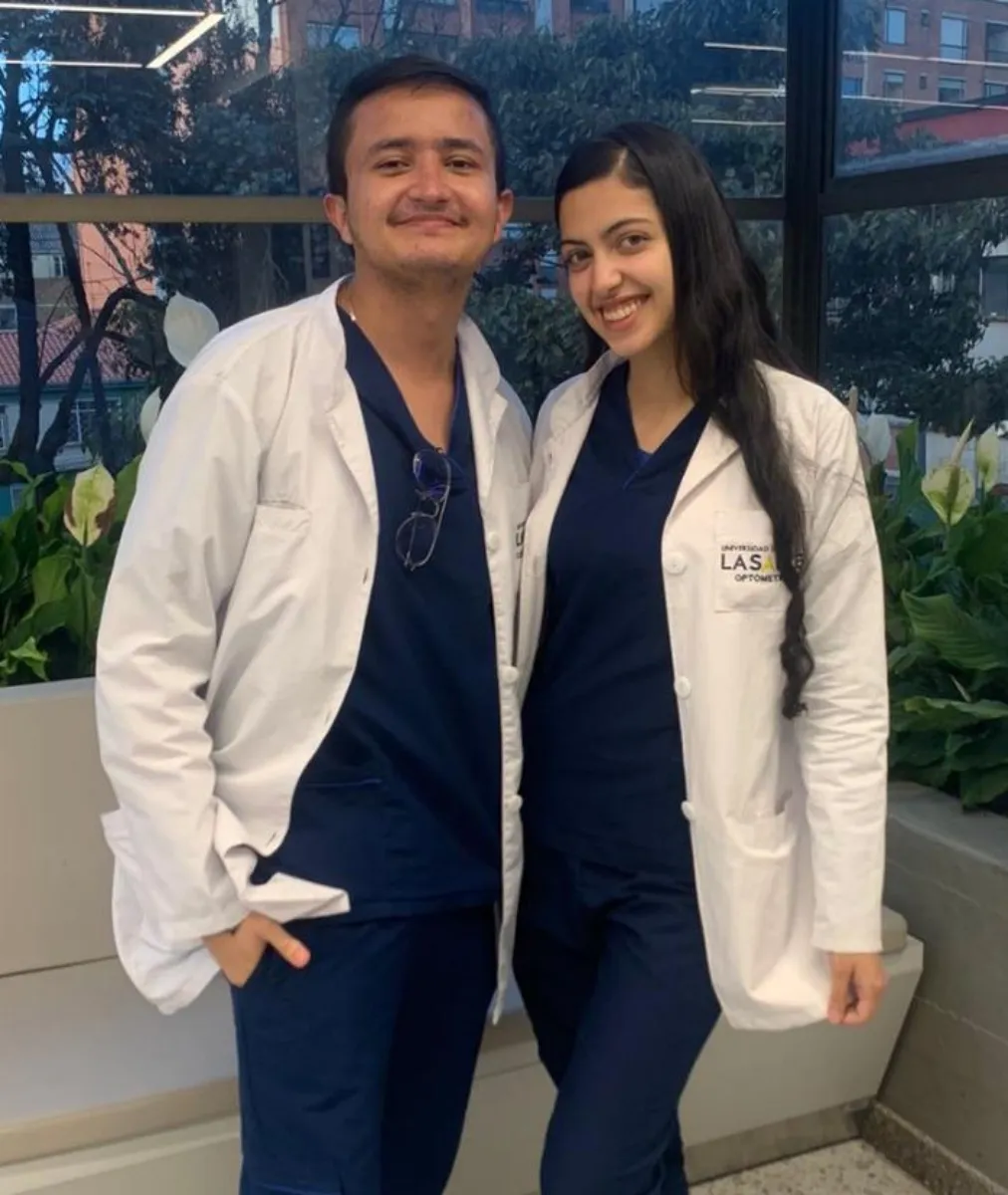 Estudiantes del programa Optometría participaron en CLIO