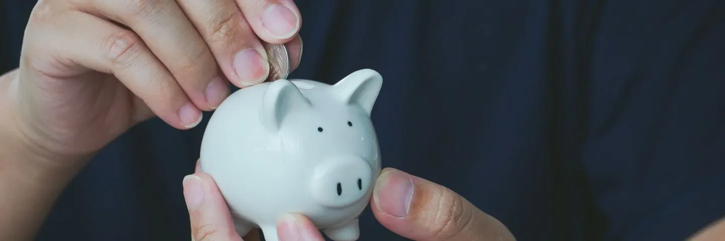 Ahorrar dinero: consejos prácticos para jóvenes