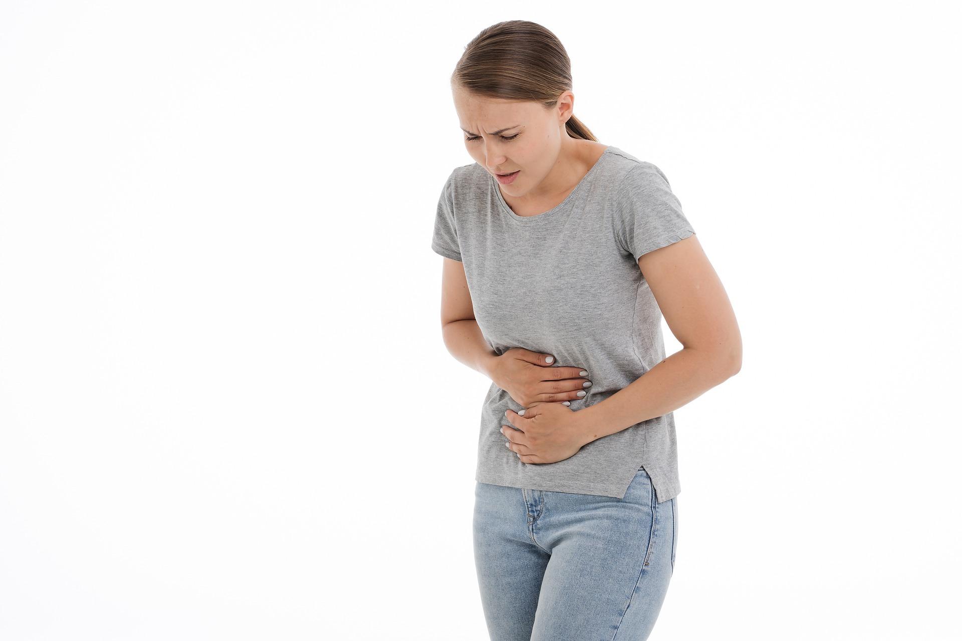 Las enfermedades intestinales pueden incrementar la sintomatología causada por...