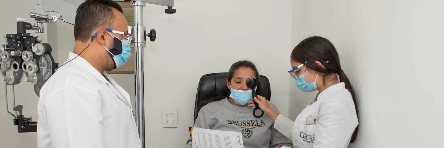 Óptica Geométrica Clínica, una guía clave para el estudio de la Optometría