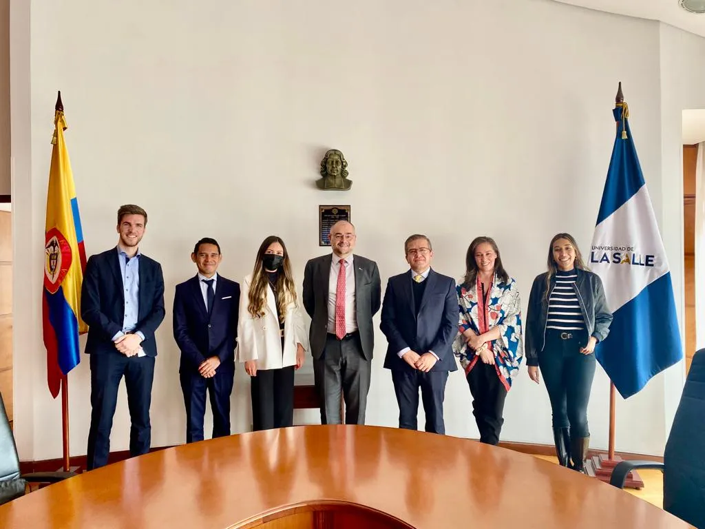 Strengthening relations with the European Union