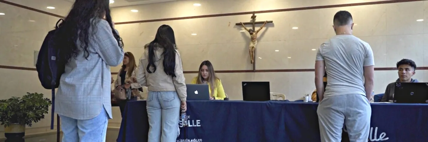 Cerca de 409 jóvenes se han beneficiado con becas de Blue Week Unisalle