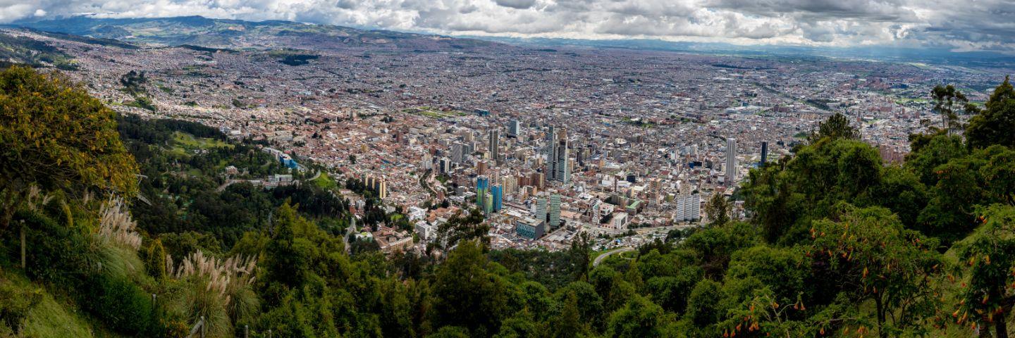 Unisalle firma acuerdo de conservación con la Secretaria Distrital de Ambiente