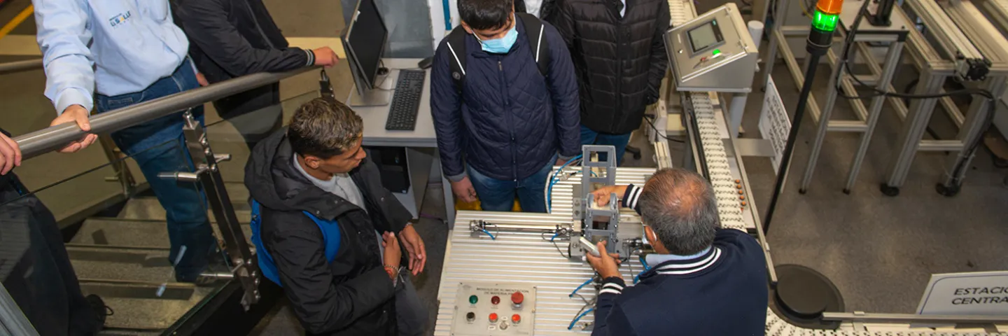 ¿Solo se debe invertir en tecnología e innovación para garantizar el éxito de...