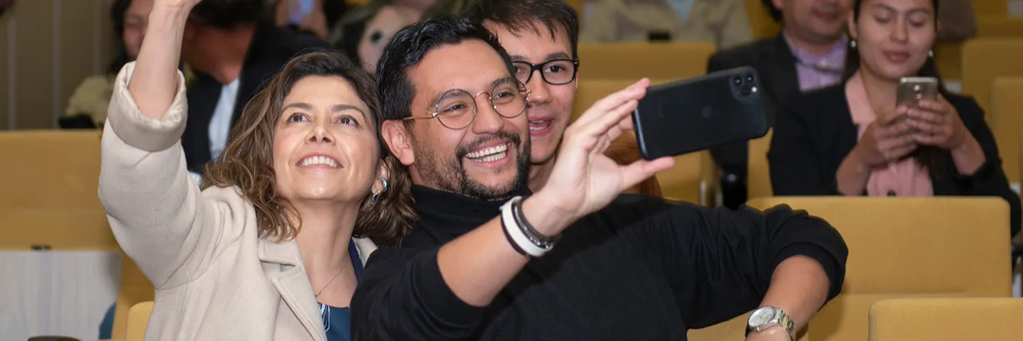 Voceros lasallistas reforzaron sus habilidades comunicativas en taller de...