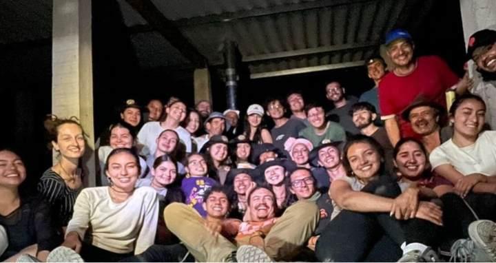 Grupo de jóvenes de la Facultad de Arquitectura