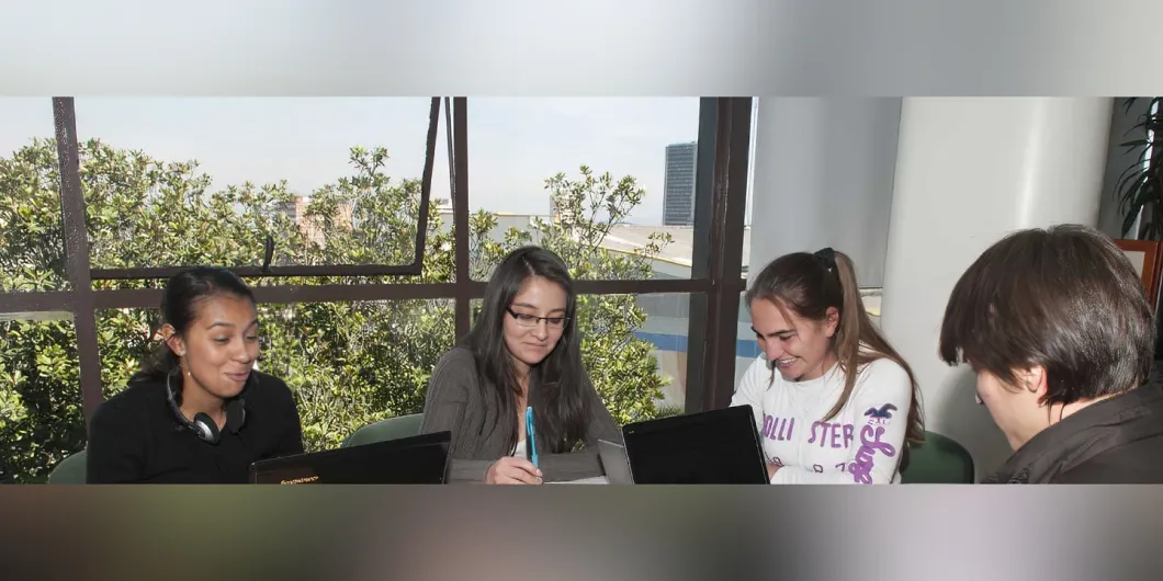 La problemática de los NINIS en Colombia: jóvenes que ni estudian ni trabajan 