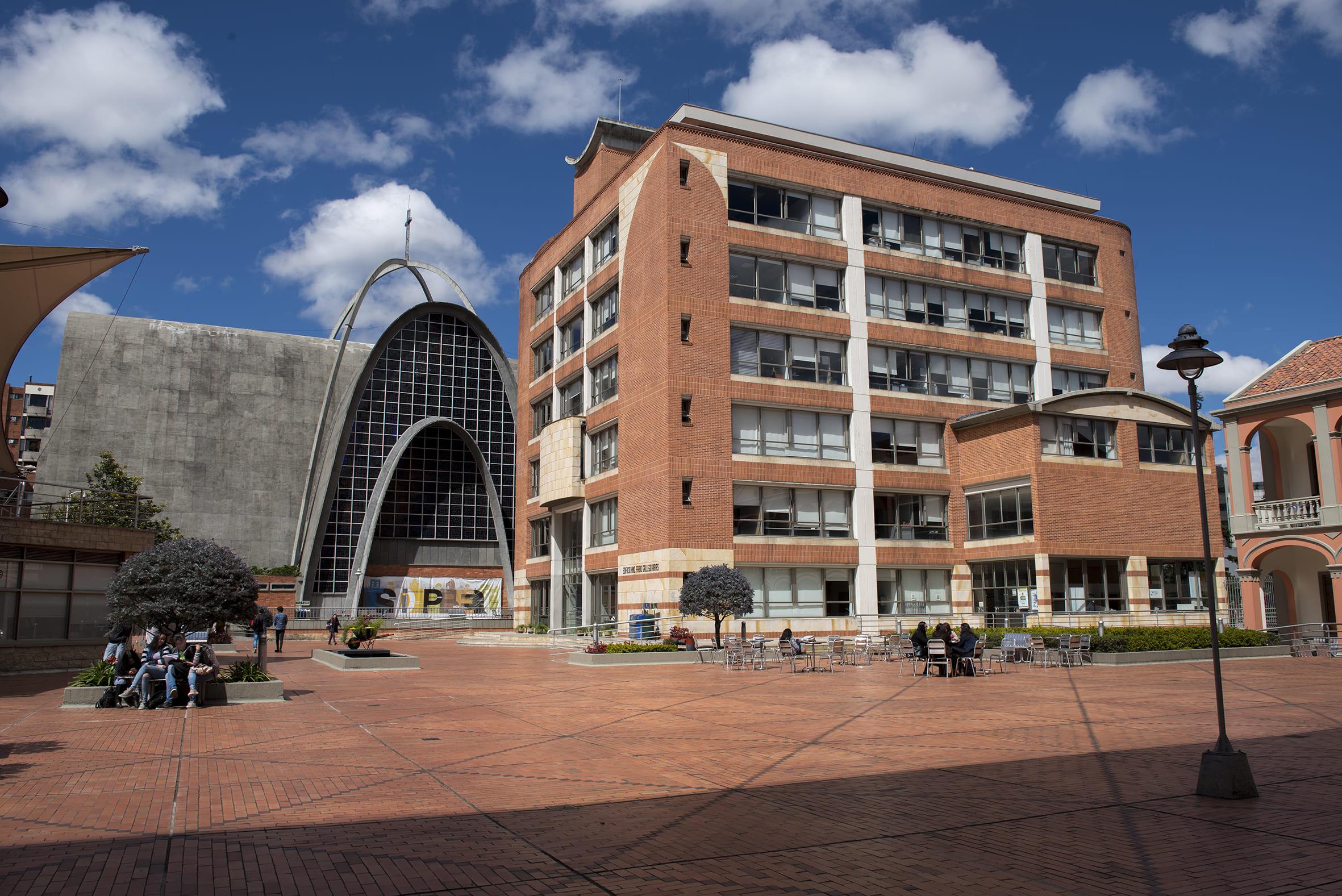 facultades y escuelas
