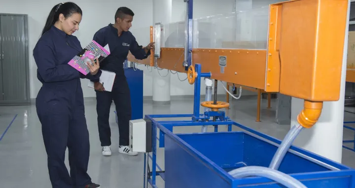 Hacia una Ingeniería Civil Resiliente en Contextos de Riesgo