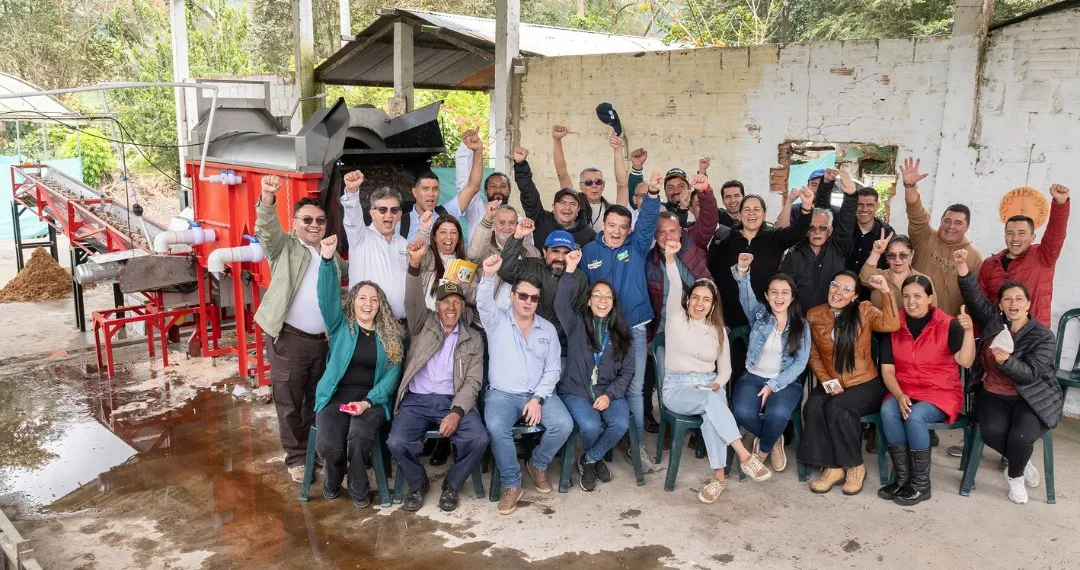 Lanzamiento planta semiindustrial