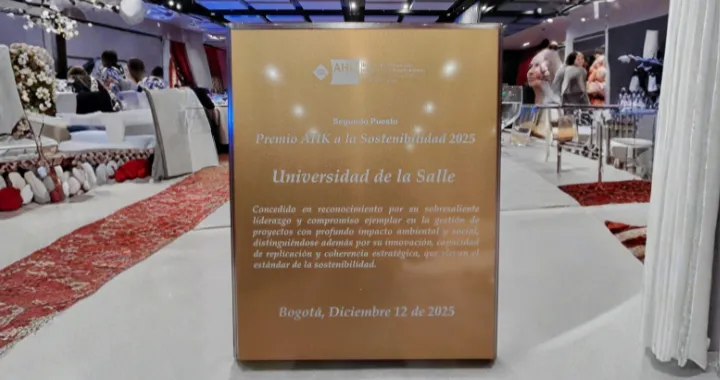 Reconocimiento a Utopía