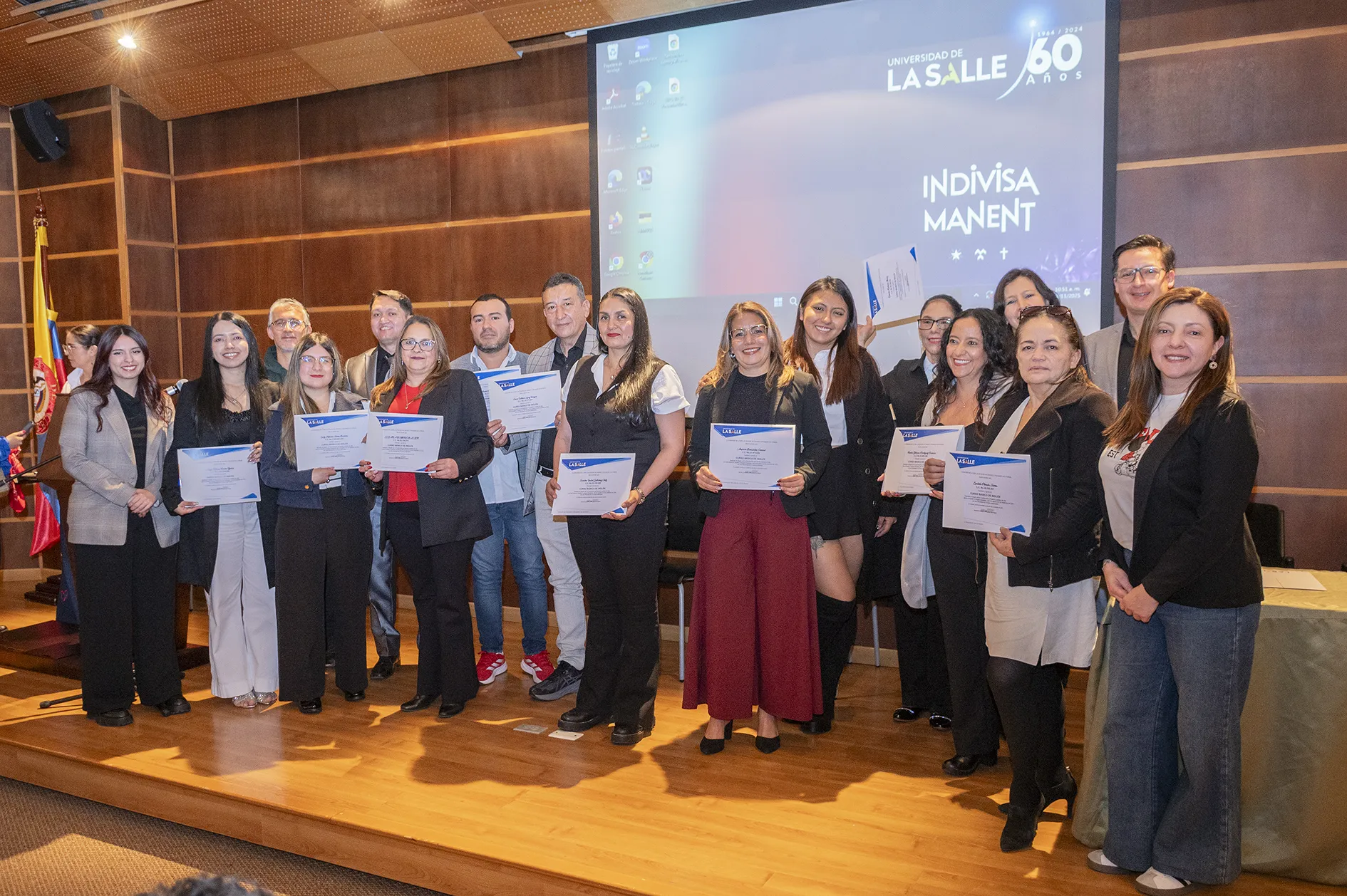  familiares certificados